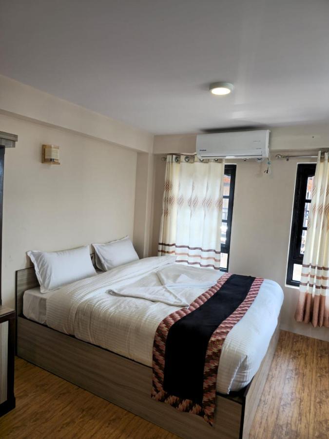 Hotel Durbar Side Bhatgoan Dış mekan fotoğraf