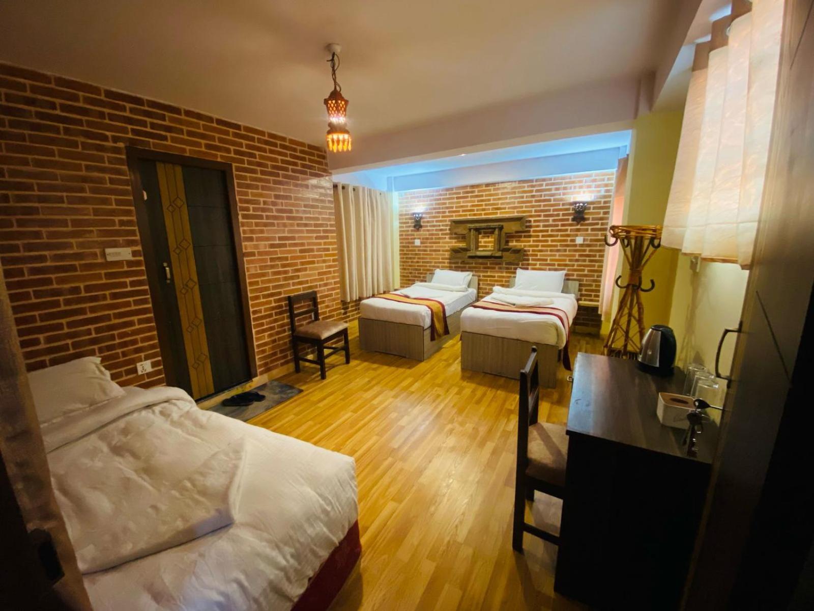 Hotel Durbar Side Bhatgoan Dış mekan fotoğraf